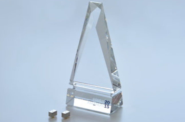 C12666MAġPrism Award