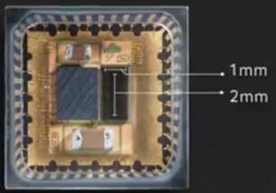 TriLumina强大的VCSEL芯片能够发射红外脉冲激光，实现数米至数百米距离的物体探测