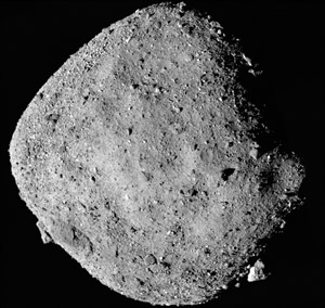 照片中显示了采用Teledyne CCD图像传感器拍摄的小行星贝努（Bennu）