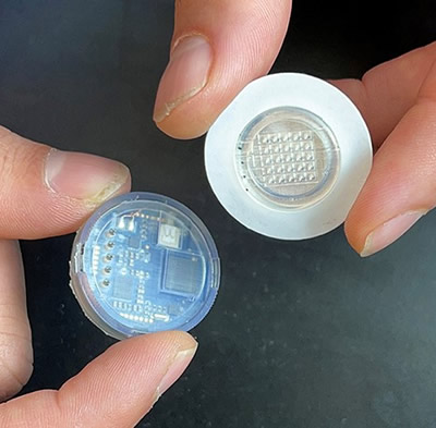 基于微针的可穿戴传感器设备用于监测间质液中的生物标志物